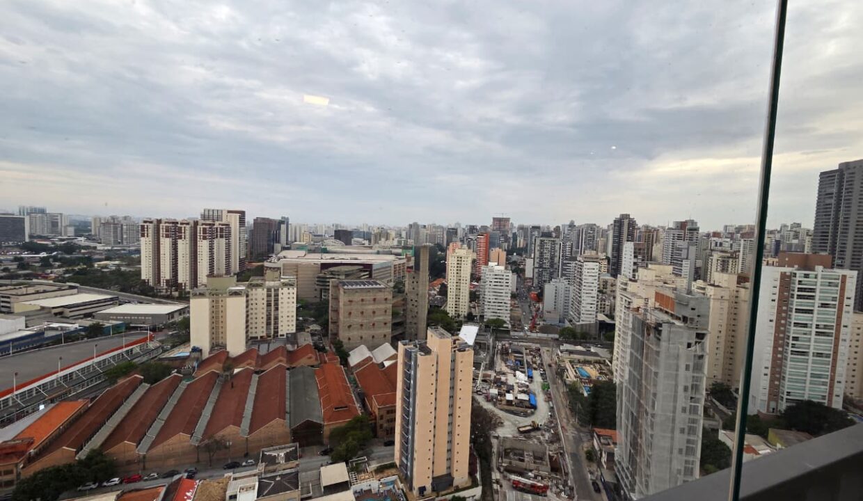 WhatsApp Image 2025-09-28 at 17.05.09 (1)