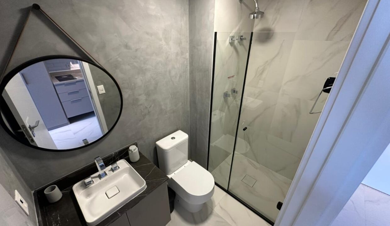 WhatsApp Image 2025-10-18 at 09.06.11 (1)