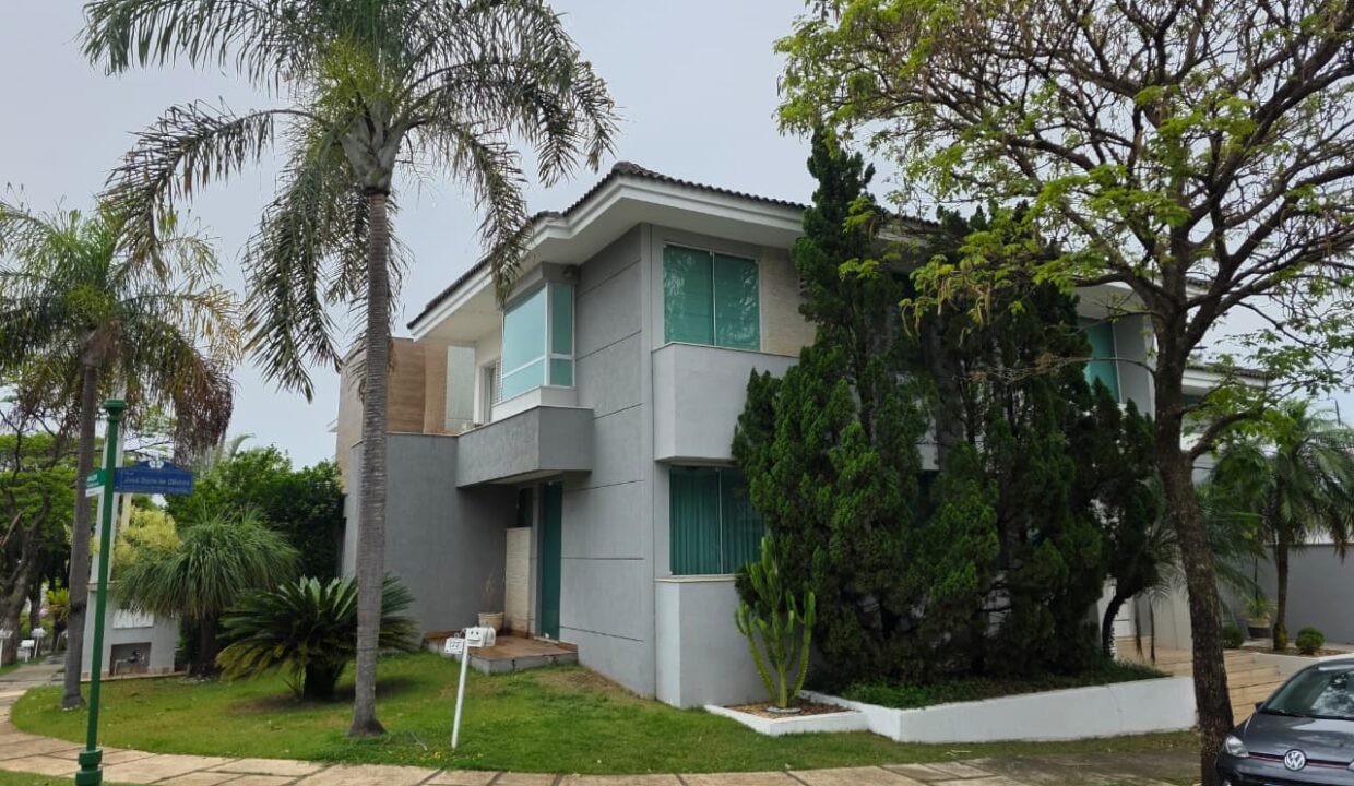 WhatsApp Image 2025-10-28 at 11.15.03 (1)