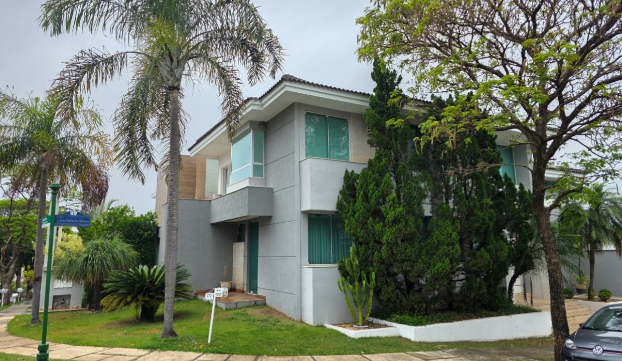 WhatsApp Image 2025-10-28 at 11.15.03 (2)