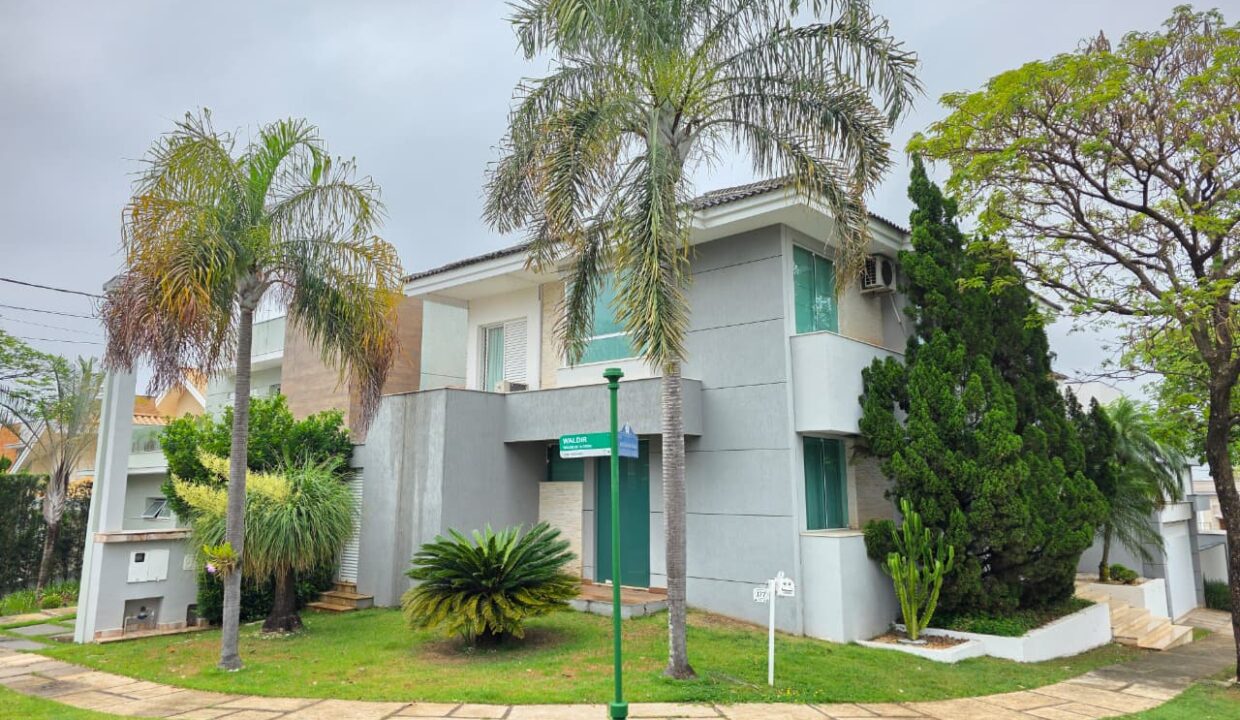 WhatsApp Image 2025-10-28 at 11.15.04