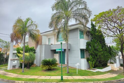 WhatsApp Image 2025-10-28 at 11.15.04