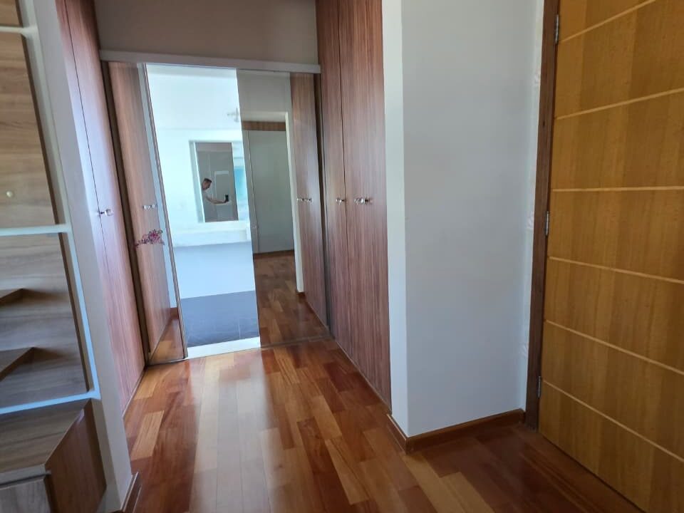 WhatsApp Image 2025-11-19 at 09.37.13