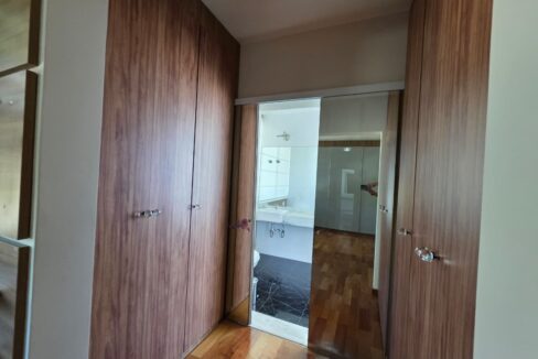 WhatsApp Image 2025-11-19 at 09.37.14