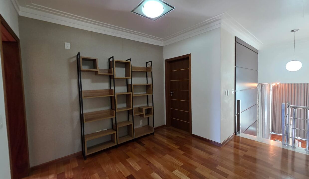 WhatsApp Image 2025-11-19 at 09.37.24