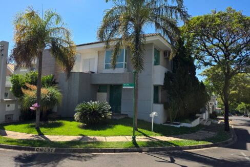 WhatsApp Image 2025-11-19 at 09.37.42 (2)