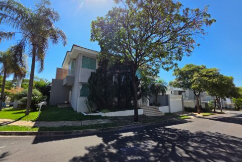 WhatsApp Image 2025-11-19 at 09.37.42