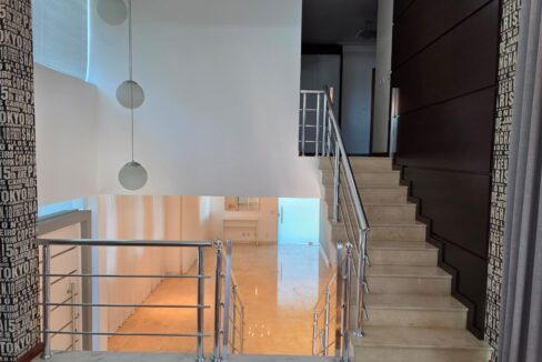 WhatsApp Image 2025-11-19 at 09.53.53