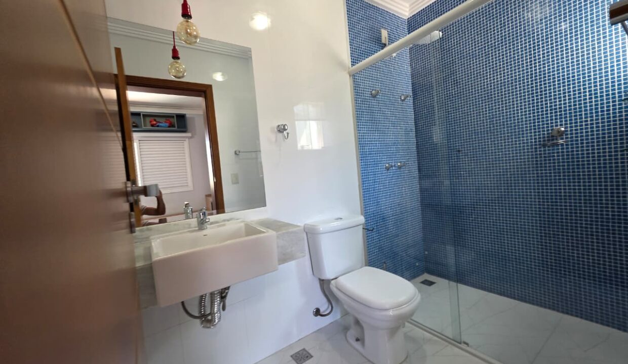 WhatsApp Image 2025-11-19 at 09.55.26