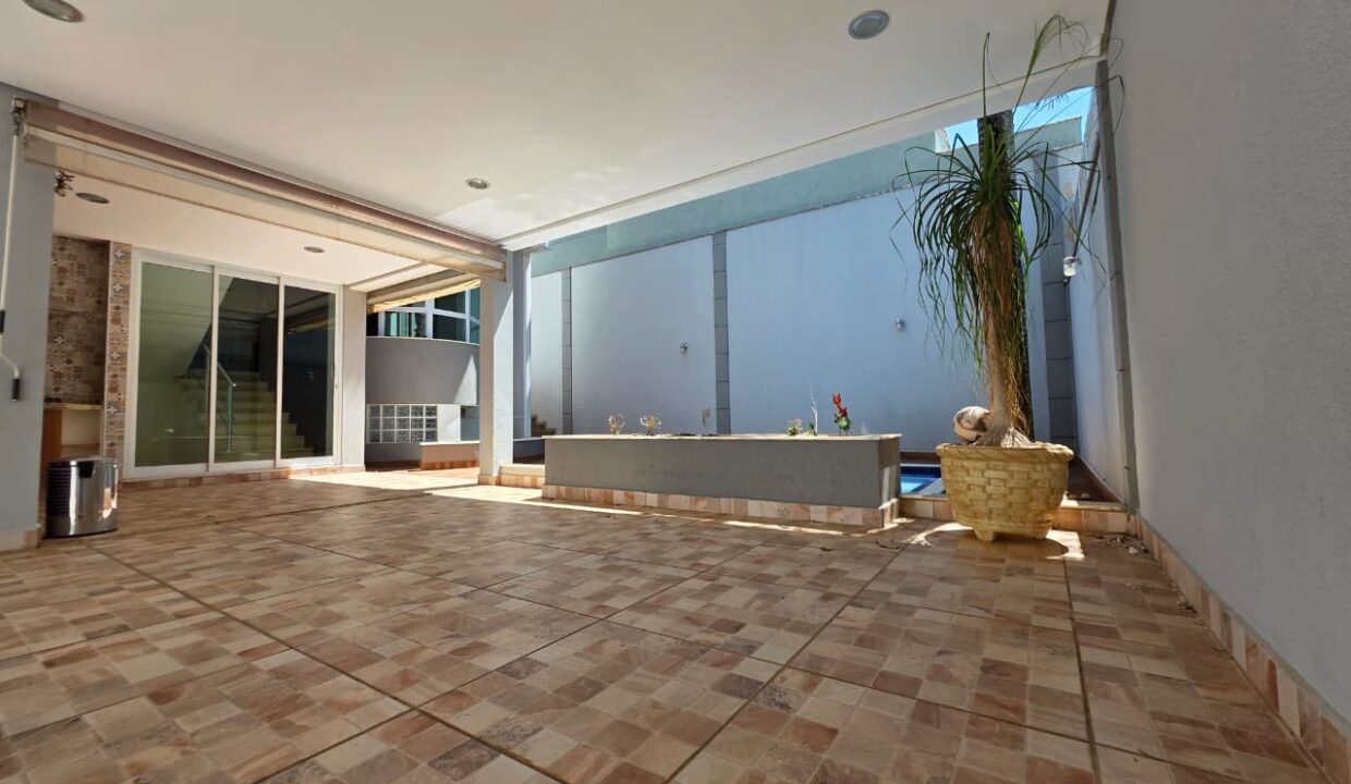 WhatsApp Image 2025-11-19 at 10.14.04