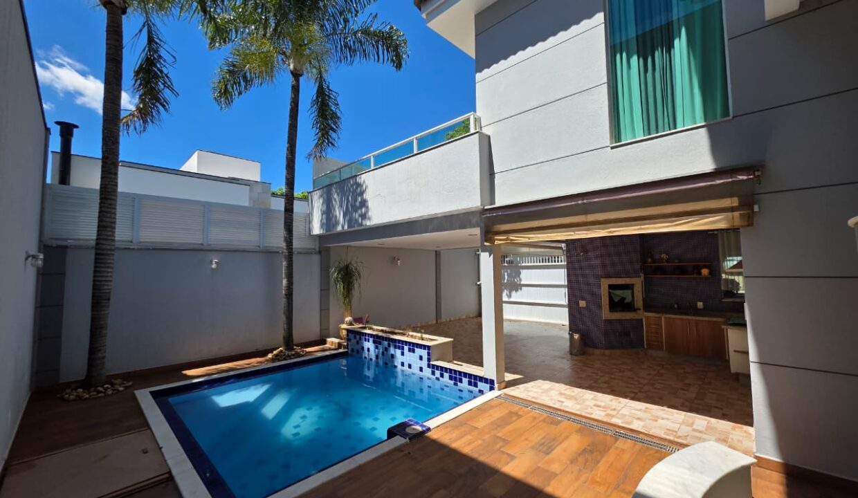 WhatsApp Image 2025-11-19 at 10.14.09 (1)