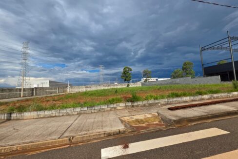 WhatsApp Image 2025-12-08 at 09.18.06