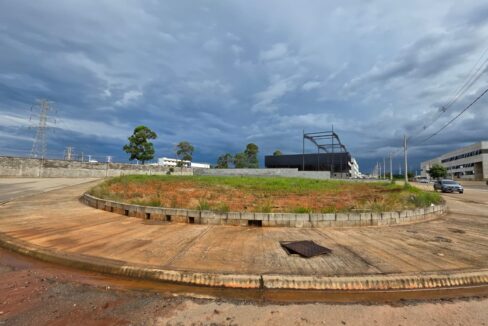 WhatsApp Image 2025-12-08 at 09.18.07 (1)